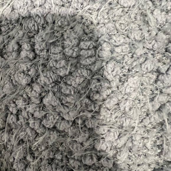 FRNCH Paris Eyelash Two Pocket Gray
Cardigan Size M/L - Picture 11 of 12